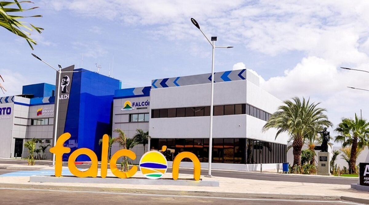Aeropuerto de Coro reactivó sus vuelos comerciales con una ruta hacia Caracas 