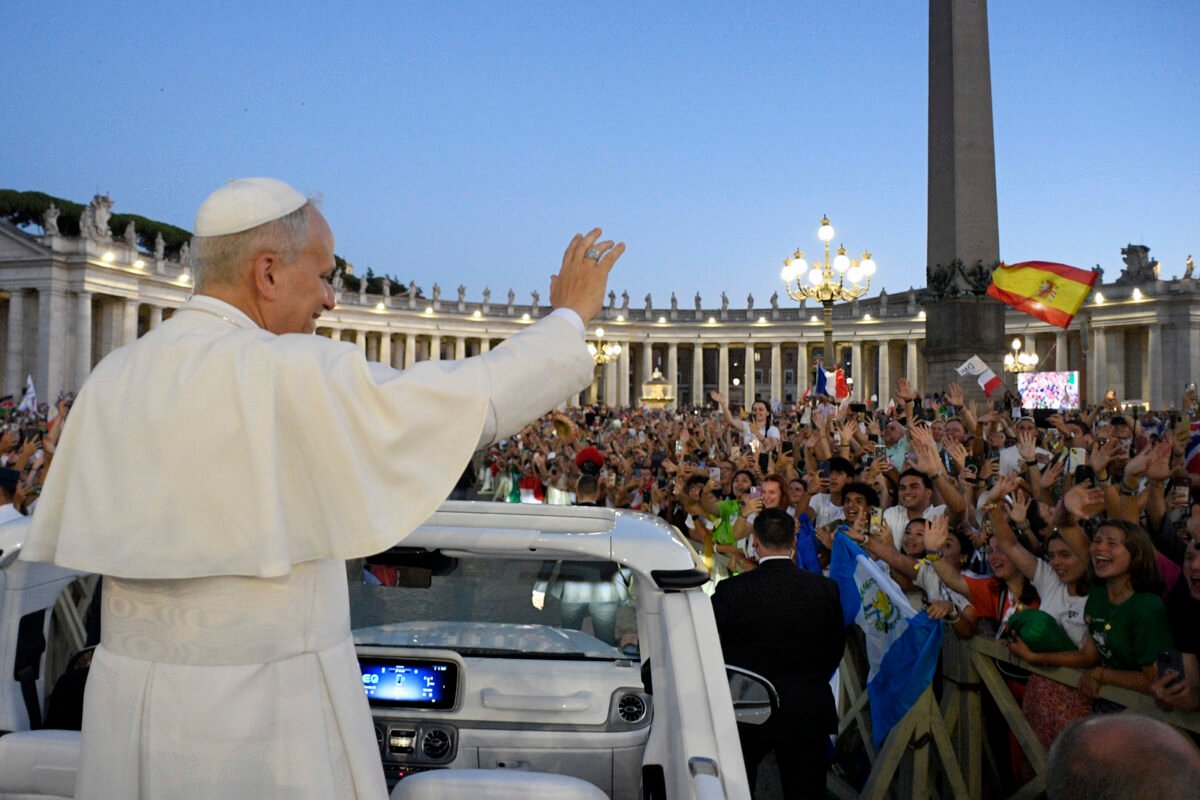 El papa en el multitudinario Jubileo de los Jóvenes: "La amistad puede cambiar el mundo"