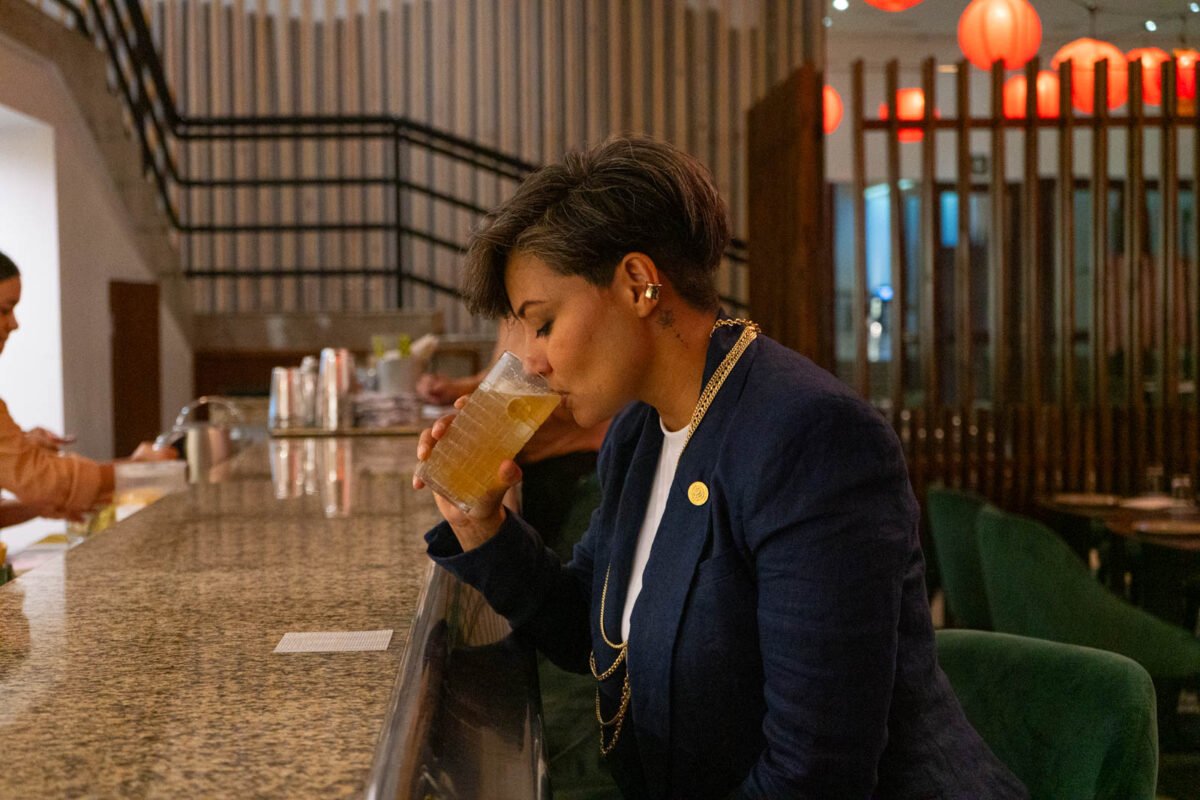 El ron venezolano entre la maestría de una ronmelier y el arte de un bartender