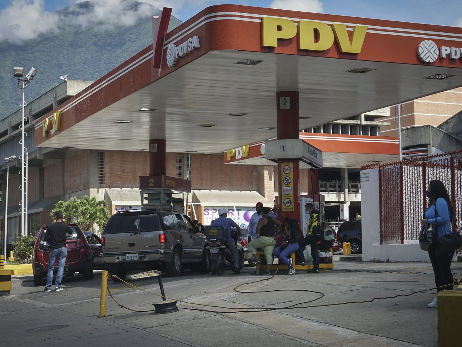 Gasolinera de la California