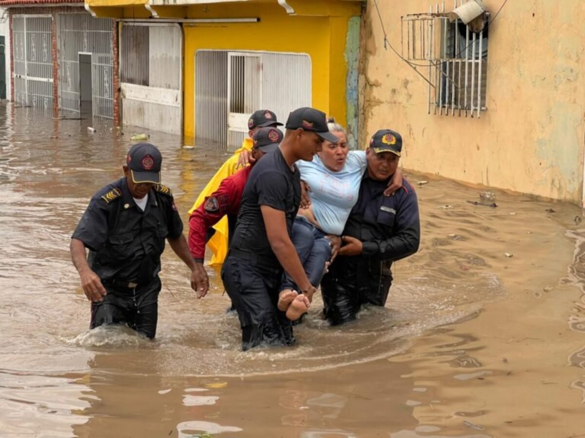 Decenas de casas quedaron inundadas en el oriente de Venezuela por las lluvias