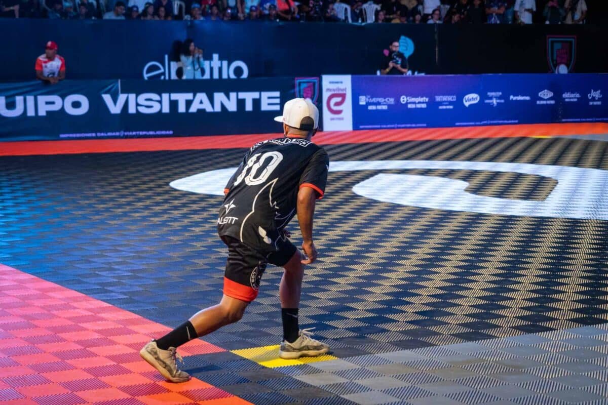 Arena Movilnet, Fernando Andrés, Los Pelvelsos, Pelotica de Goma Vacílate Esto, Competencia de Pelotica de Goma, Evento Vacílate Esto, Pelotica de Goma en [Ubicación], Juegos de Pelotica de Goma, Participar en Torneo, Reglas del Torneo, Inscripciones para el Torneo, Premios del Torneo, Calendario de Torneos, Equipo para el Torneo, Estrategias de Pelotica de Goma, Organizadores del Torneo, Comunidad de Pelotica de Goma, El Diario, José Daniel Ramos