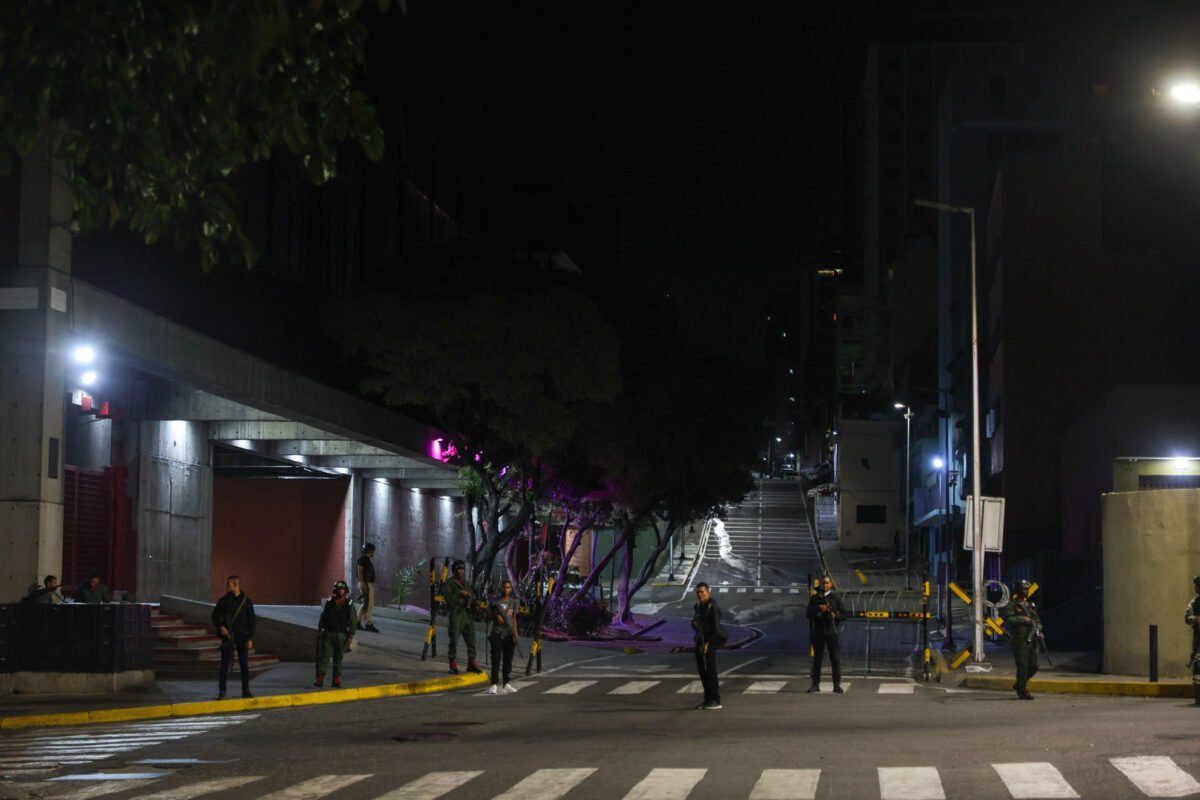 “Lo que vivimos no fue fácil”, los testimonios de los civiles que vivieron de cerca los bombardeos en Caracas 