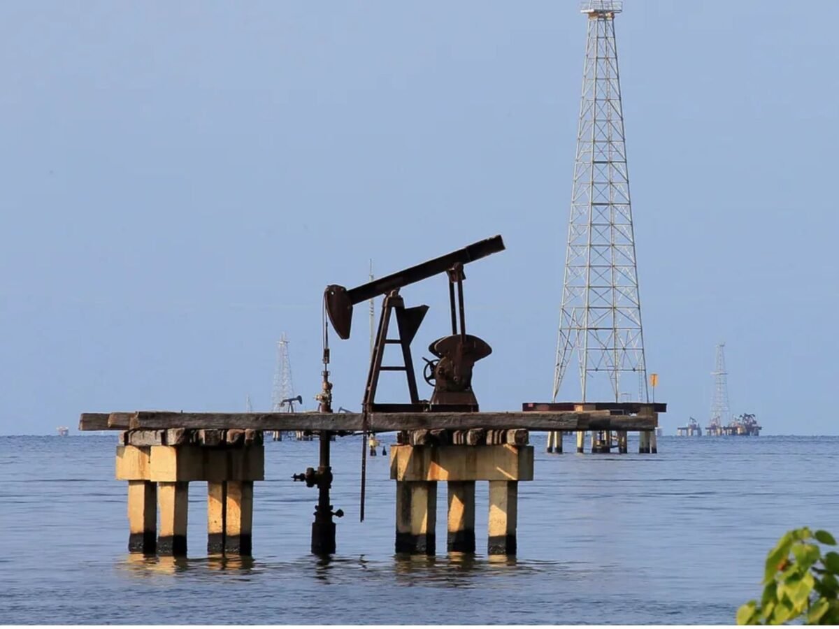 Al menos tres muertos y dos desaparecidos por una explosión en el lago de Maracaibo: los detalles 