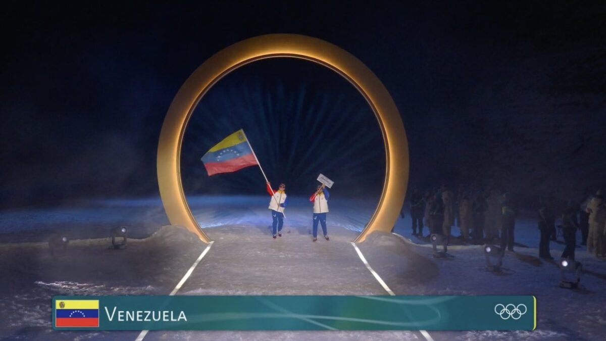 El esquiador venezolano Nicolás Claveau debutó en Milán-Cortina 2026