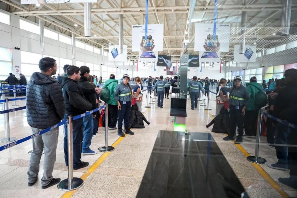 Llegó a Venezuela un vuelo con 109 venezolanos repatriados desde EE UU