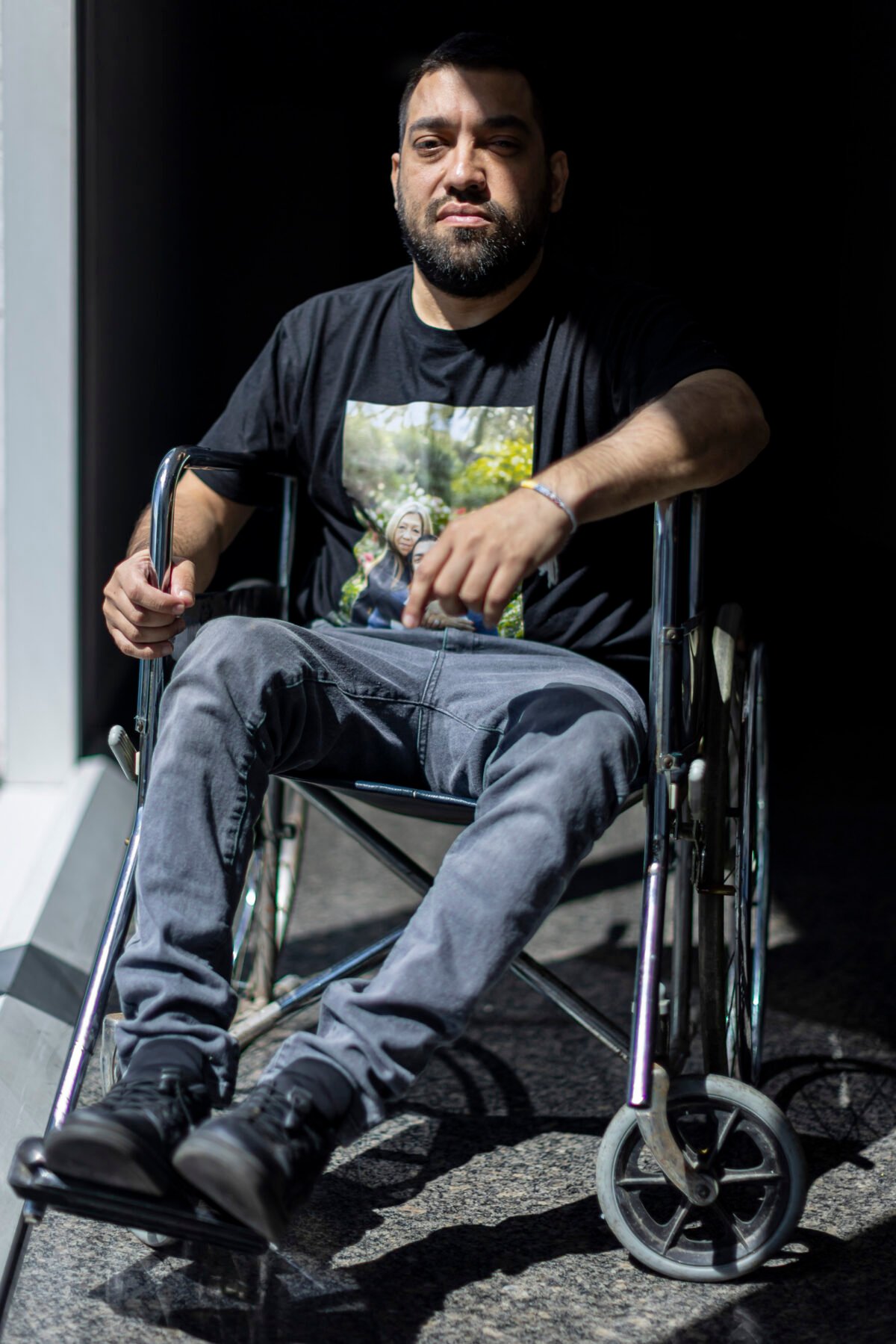 El venezolano que estuvo preso por un reportaje sin publicar y al salir enterró a su madre