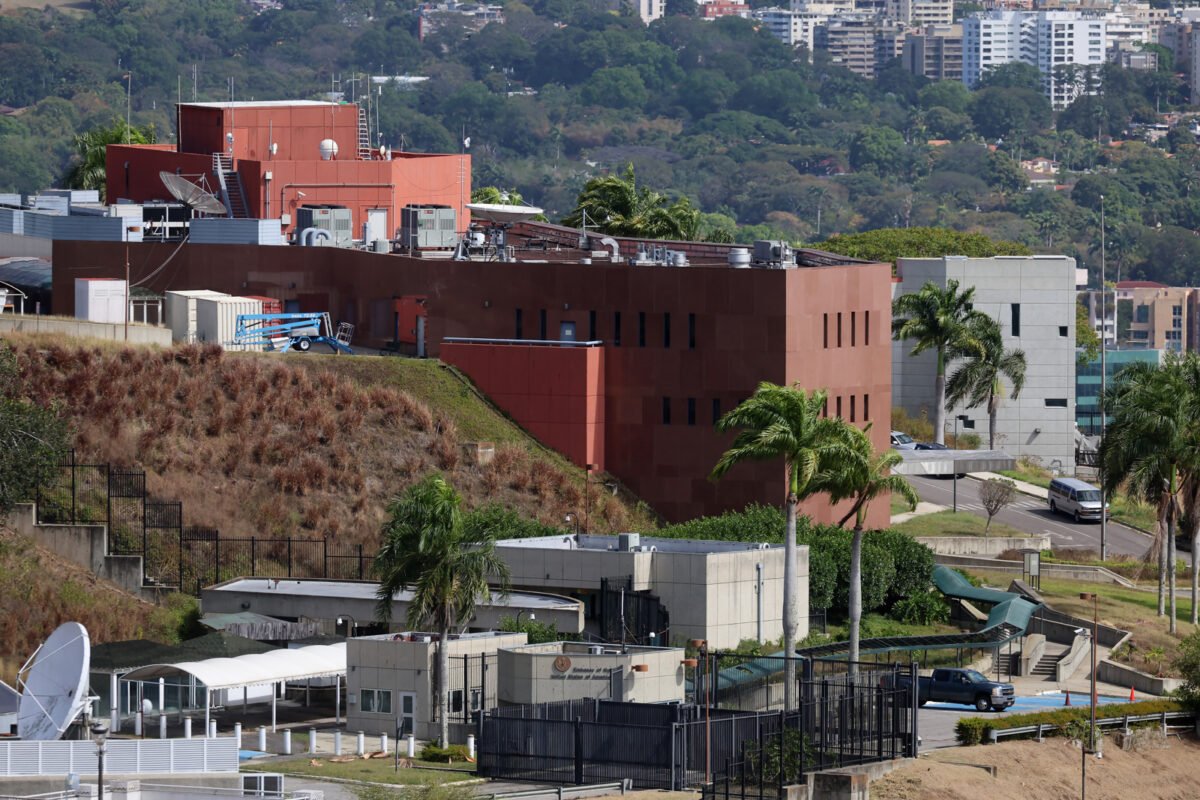 Embajadora Laura Dogu llegó a Caracas para reabrir la misión diplomática de Estados Unidos en Venezuela