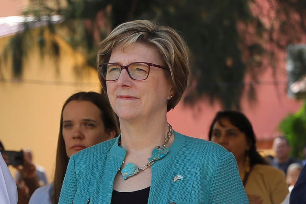 Embajadora Laura Dogu viajará a Caracas para reabrir la misión diplomática de Estados Unidos en Venezuela