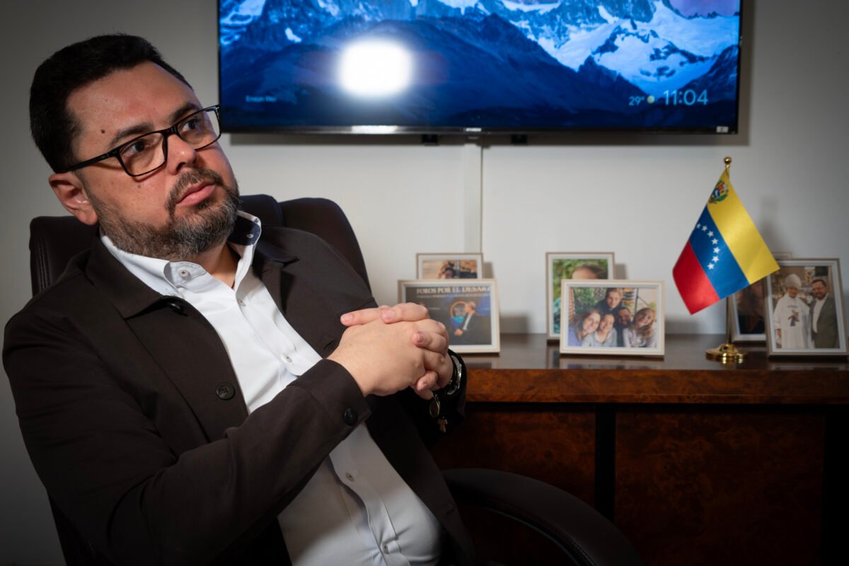 Antonio Ecarri: “Nosotros vamos a obstaculizar cualquier nombramiento que no tenga las cualidades para ser fiscal”