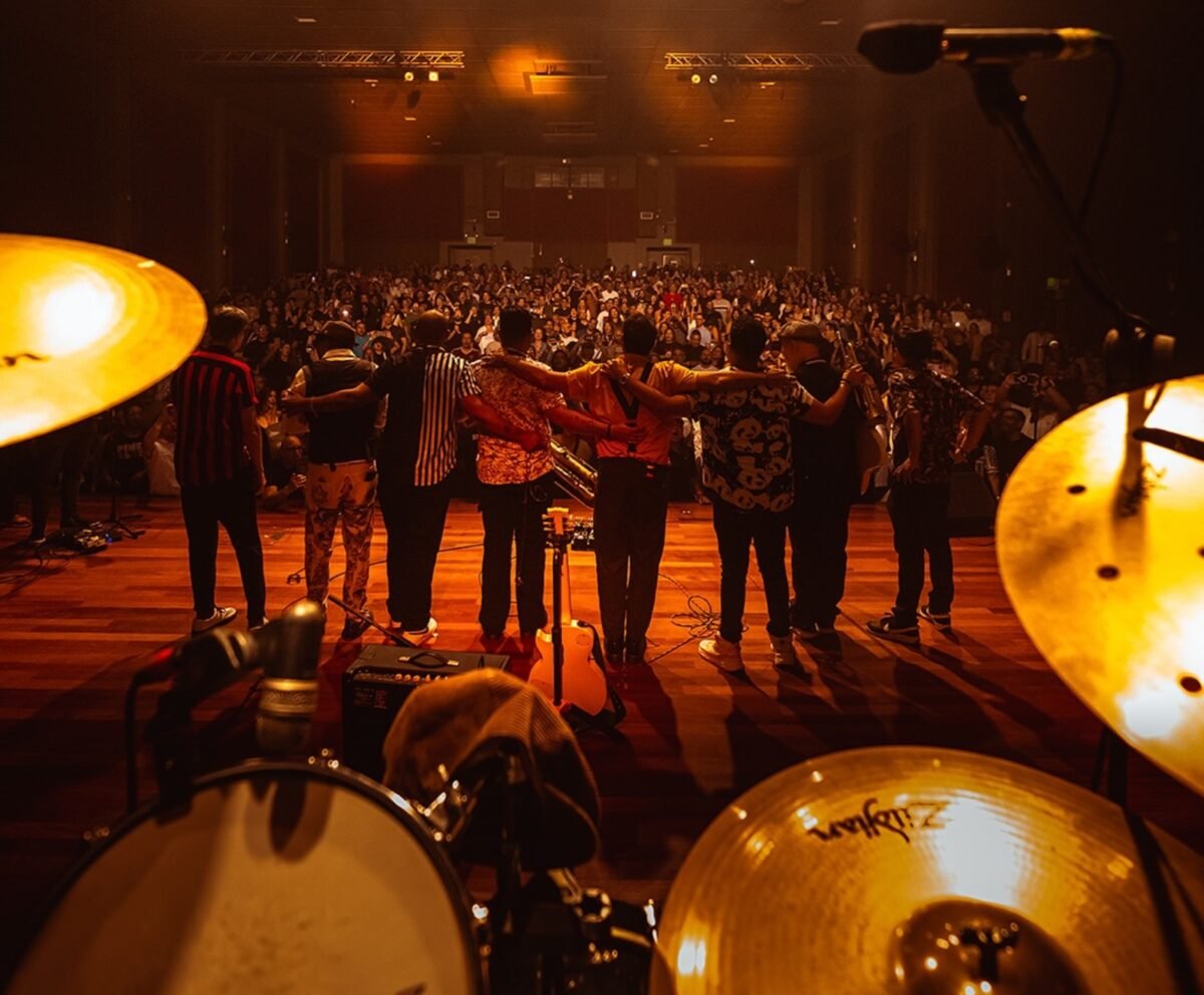 Desorden Público pidió ayuda consular al quedar varados en el aeropuerto de Panamá
