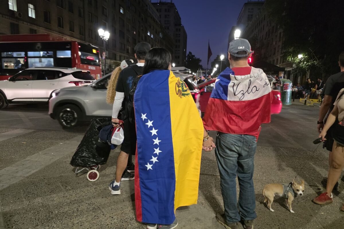 El reencuentro de María Corina Machado con una marea de venezolanos en Chile