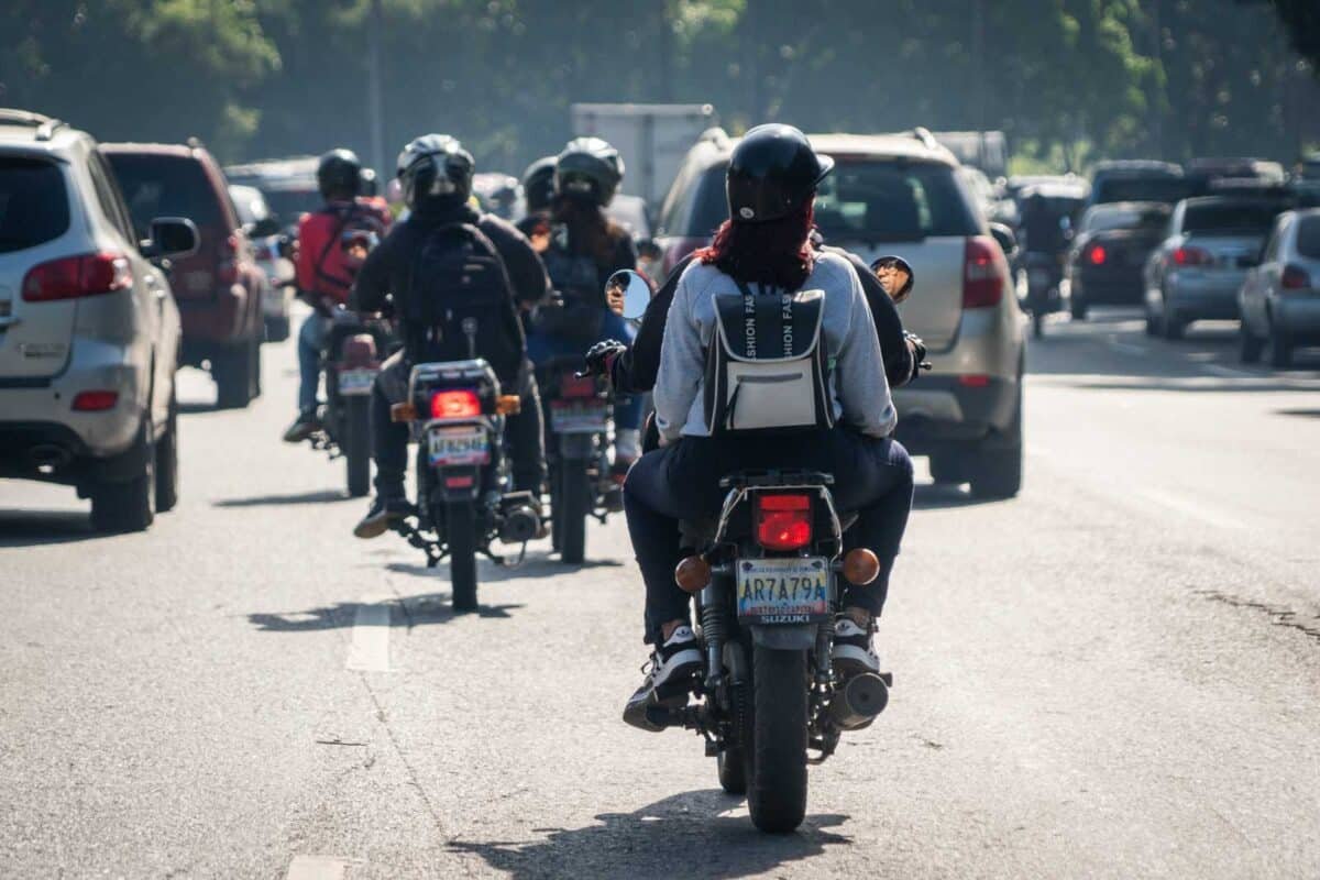 Motorizados en Caracas, motocicletas Caracas, transporte en moto Venezuela, motos en las calles de Caracas, motorizados venezolanos, fotos motorizados Caracas, El Diario, José Daniel Ramos