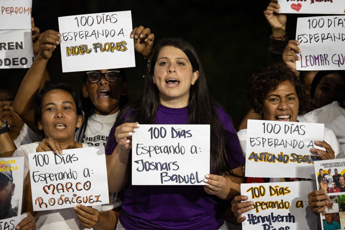 Familiares de presos políticos cumplieron 100 días de vigilias frente a cárceles venezolanas