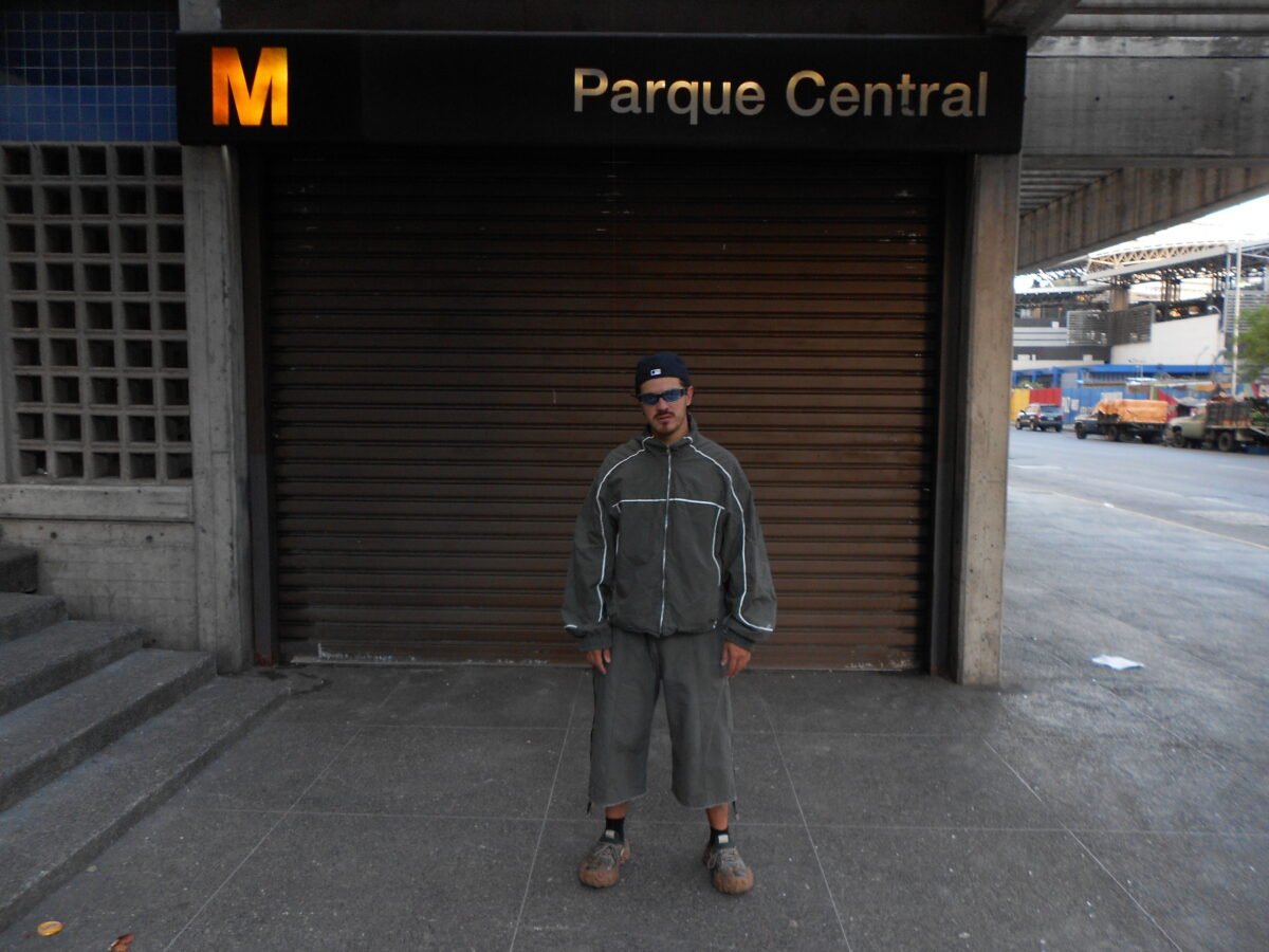 Orestes Gómez sobre No me fui porque quise: “Este disco es lo que yo tengo que decir sobre mi país y mi música”