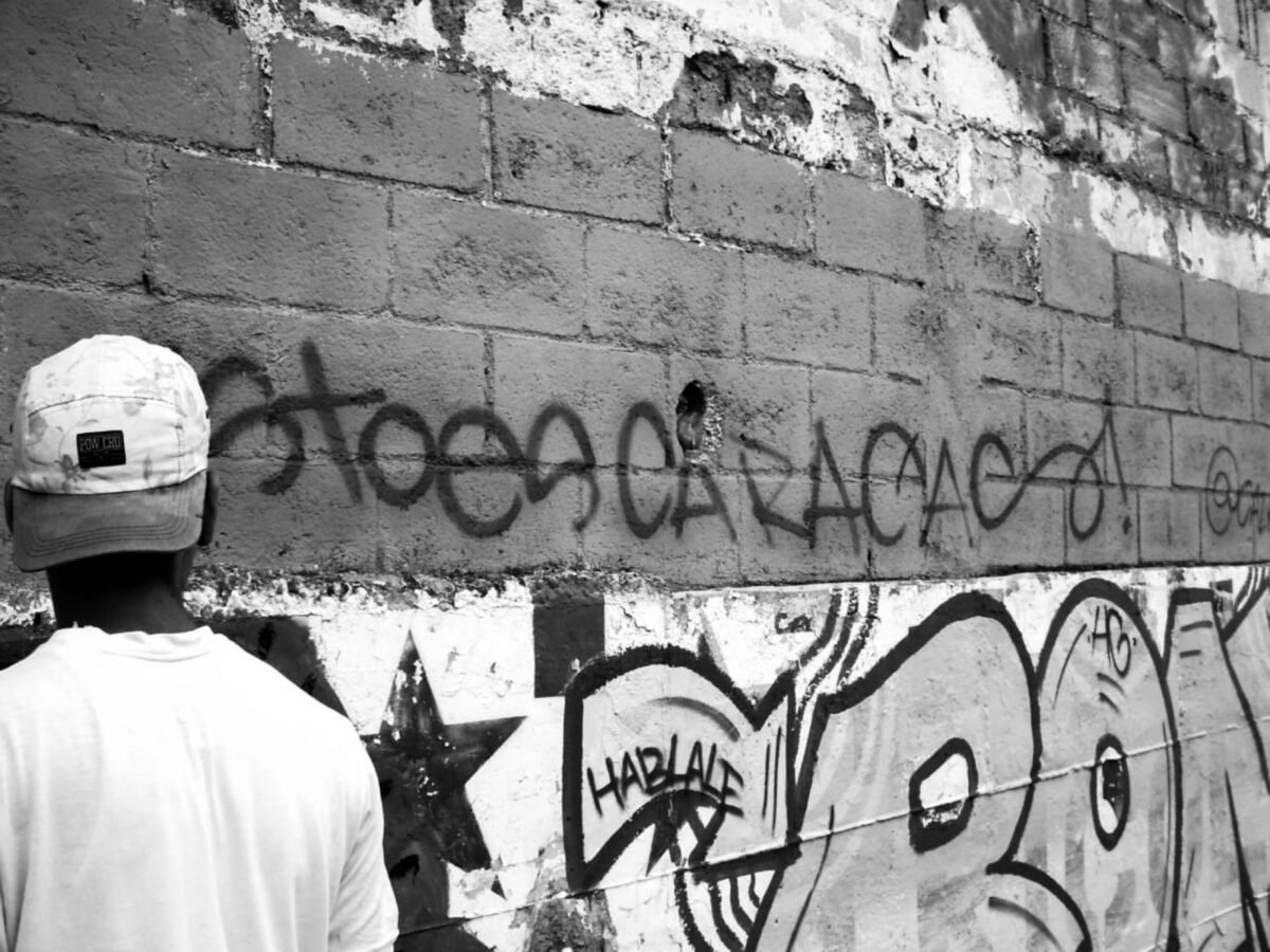 Venezuela a través del lente: fotógrafos que retratan lo cotidiano y reconstruyen identidad