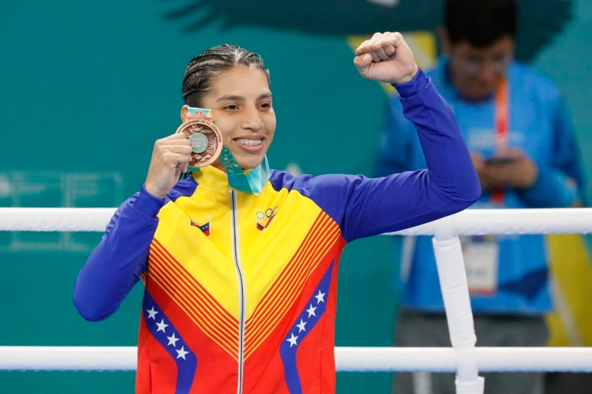 Omailyn Alcalá hizo historia como la primera venezolana en ganar oro en la Copa Mundial de Boxeo