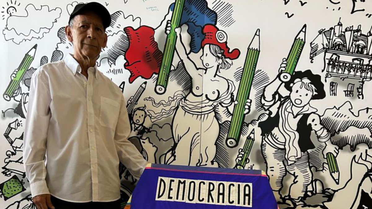 La UCAB reconoció a Rafael Araujo, “El señor del papagayo”, por la promoción de valores democráticos