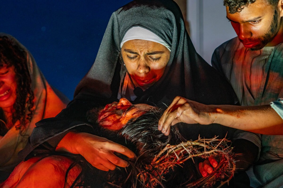 Viacrucis en Petare: una pasión que llega a las puertas del cielo