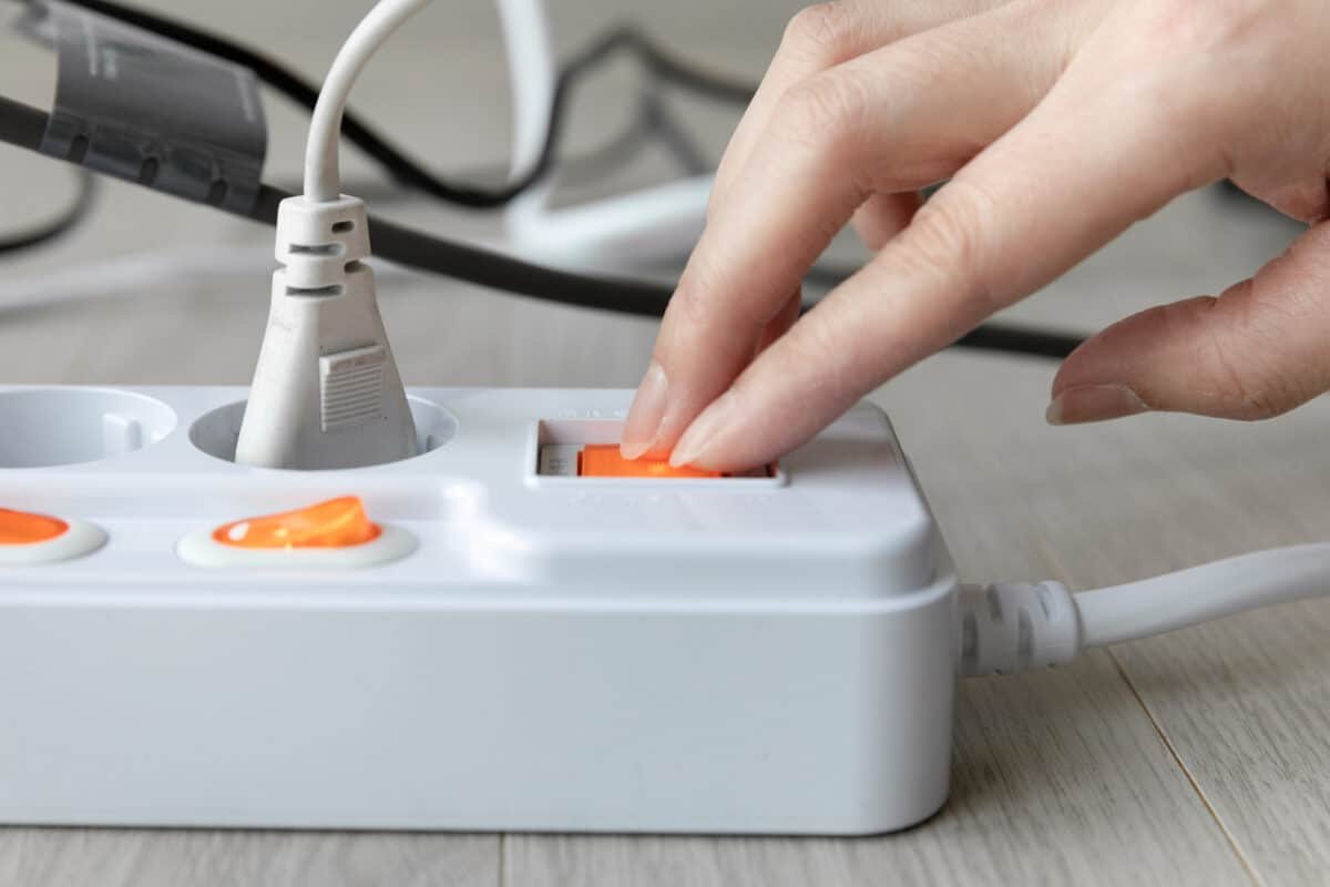 Protectores para equipos electrónicos: ¿cómo elegir el más adecuado?