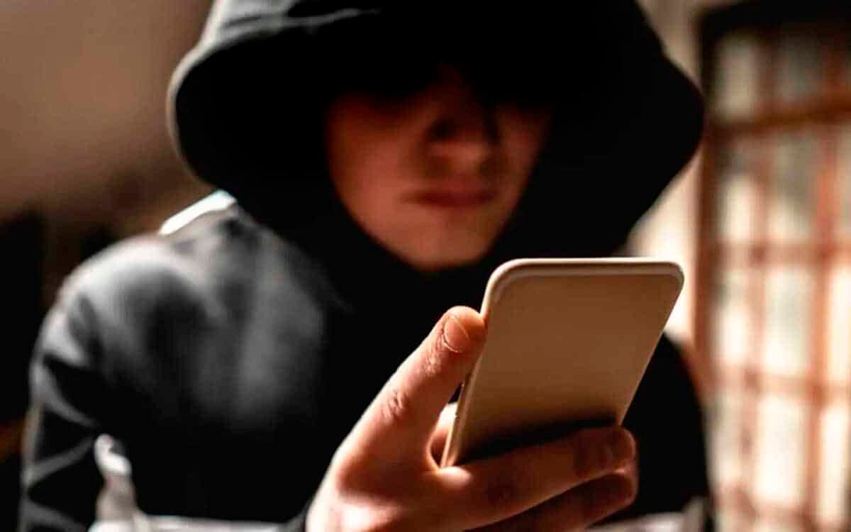 Autoridades venezolanas explican cómo protegerse de la sextorsión 