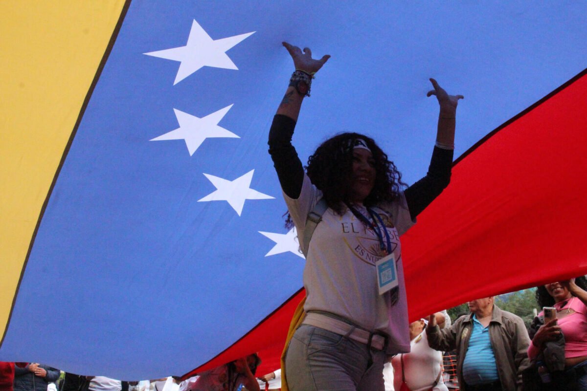 Vente Venezuela comenzó un censo en Ecuador para organizar el posible retorno de venezolanos