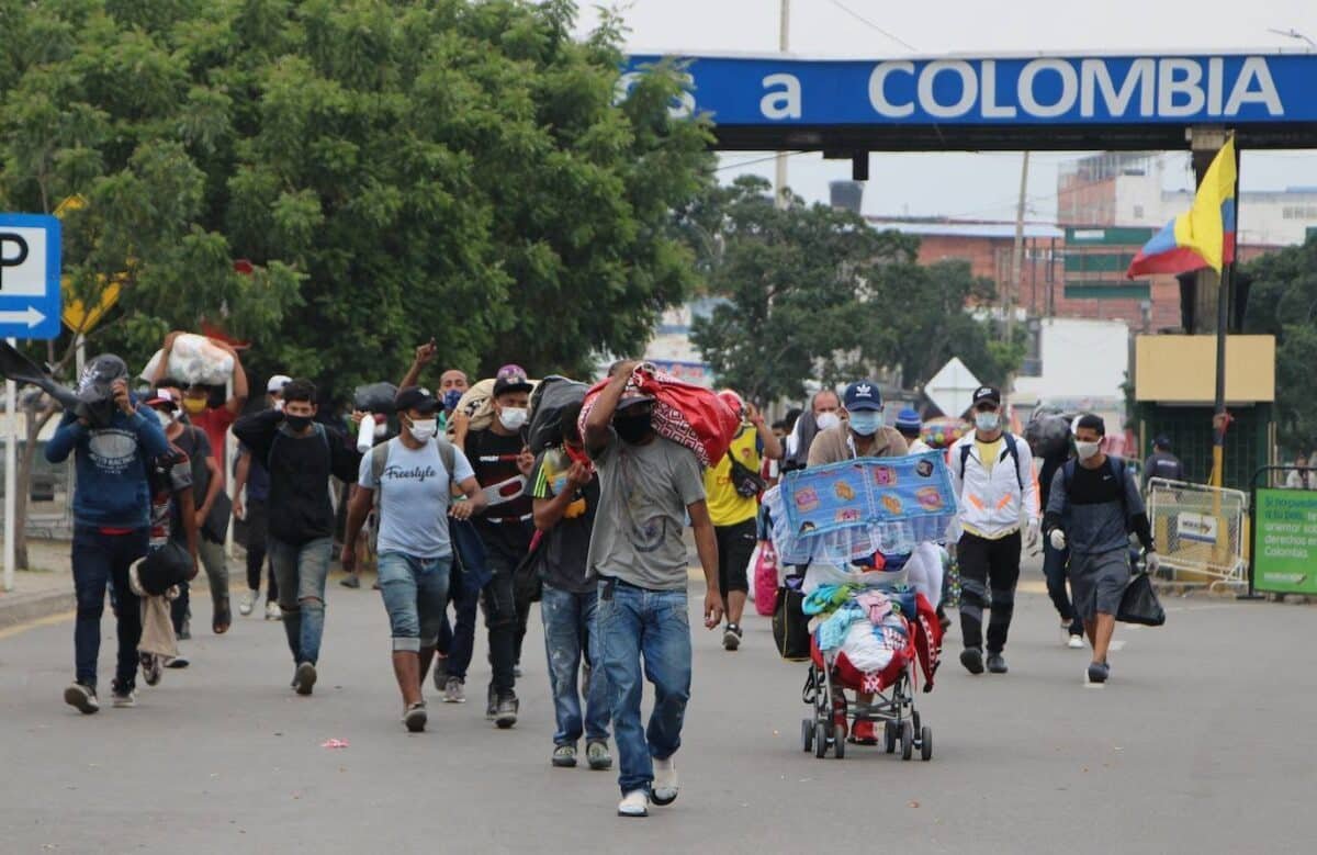 Colombia exigirá pasaporte a los venezolanos: lo que se sabe