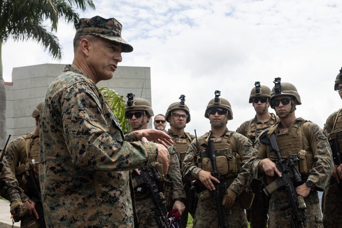 En imágenes: así fue el “ejercicio de respuesta militar” de EE UU en su embajada en Caracas