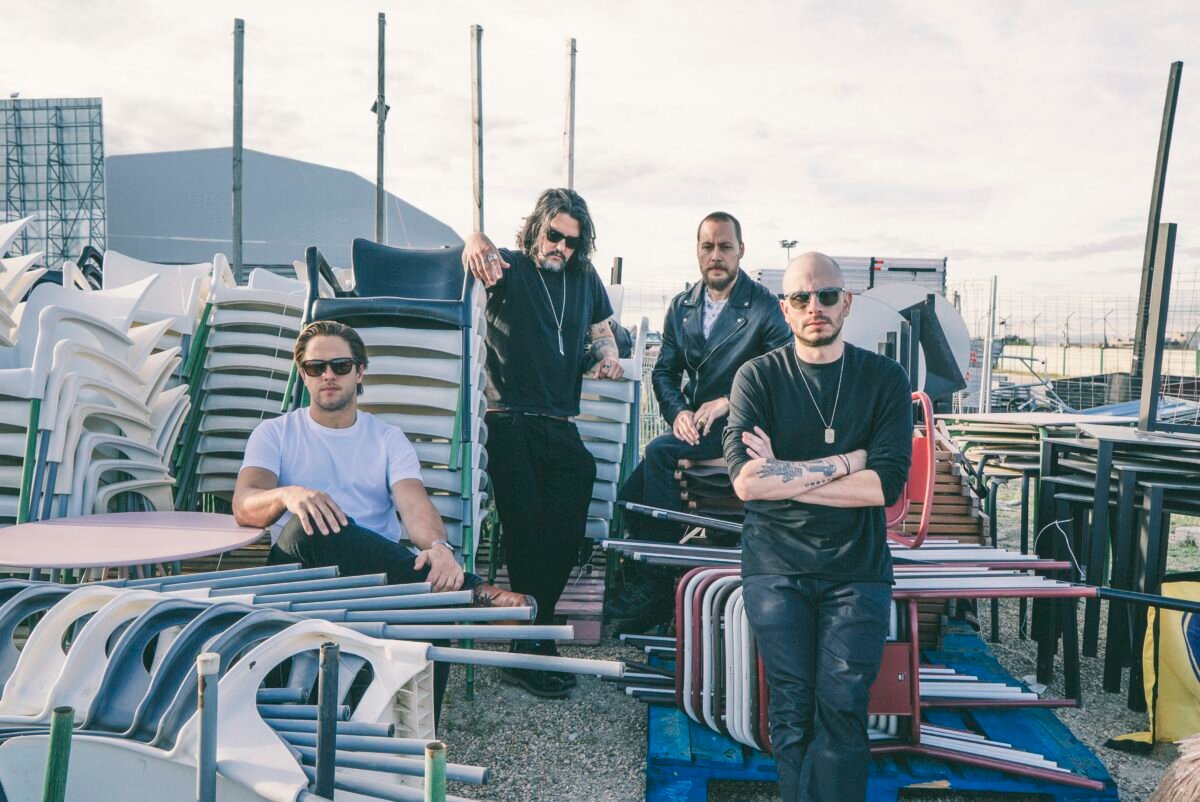 Viniloversus sobre La Frontera: “Es un álbum que se escribió en constante movimiento”