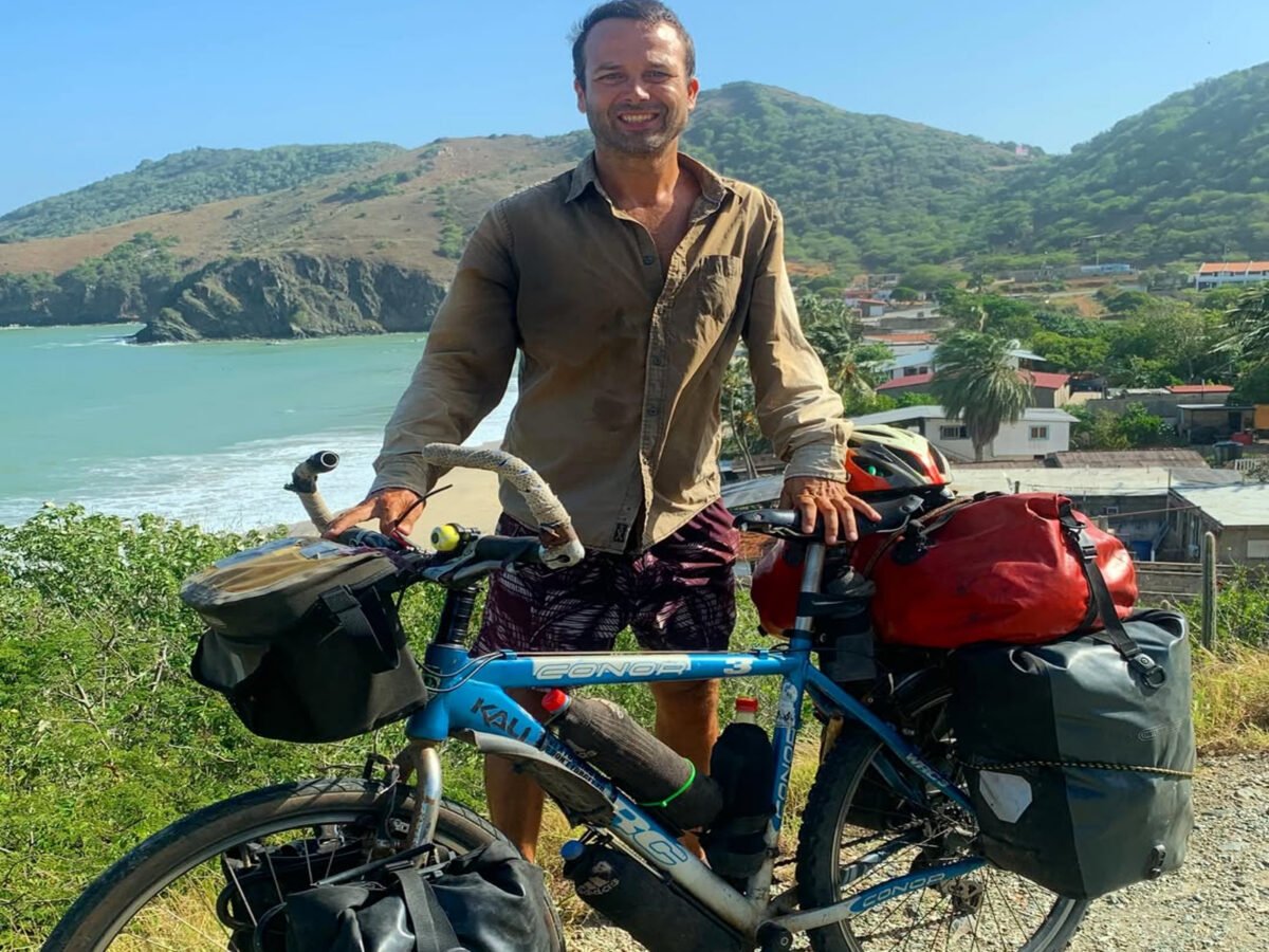 Recuperaron en Margarita la bicicleta robada con la que un español cruzó América de norte a sur