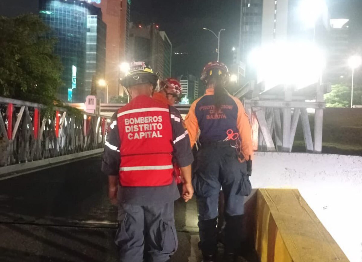 Alcalde de Baruta solicitó revisión del Ministerio de Transporte para el puente que conecta Las Mercedes y El Rosal