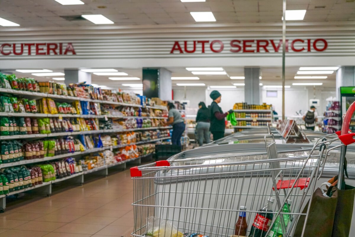 Supermercados/Anunciaron la entrega del bono “100 % Amor Mayor: ¿qué puede comprar un pensionado?